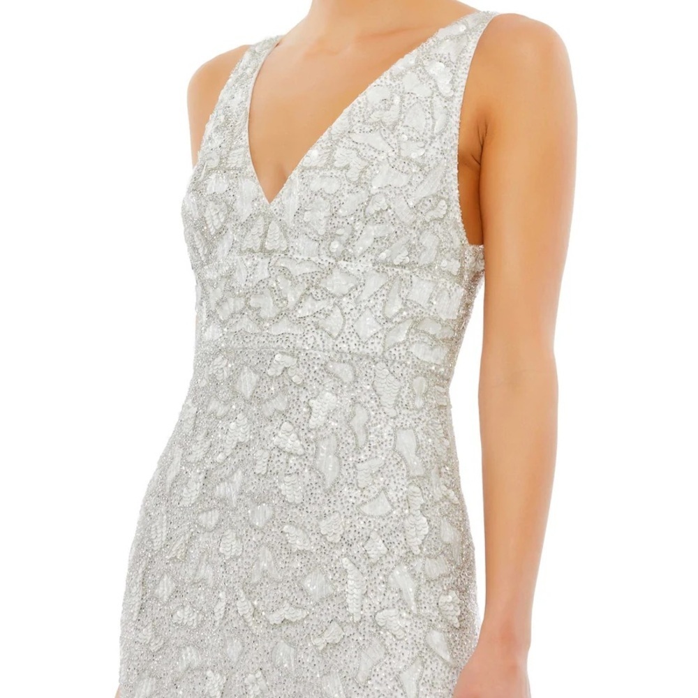 ✔️#33 BNWT MAC DUGGAL HAND EMBELLISHED SLEEVELESS BEADED GOWN #10814 - Picture 3 of 12